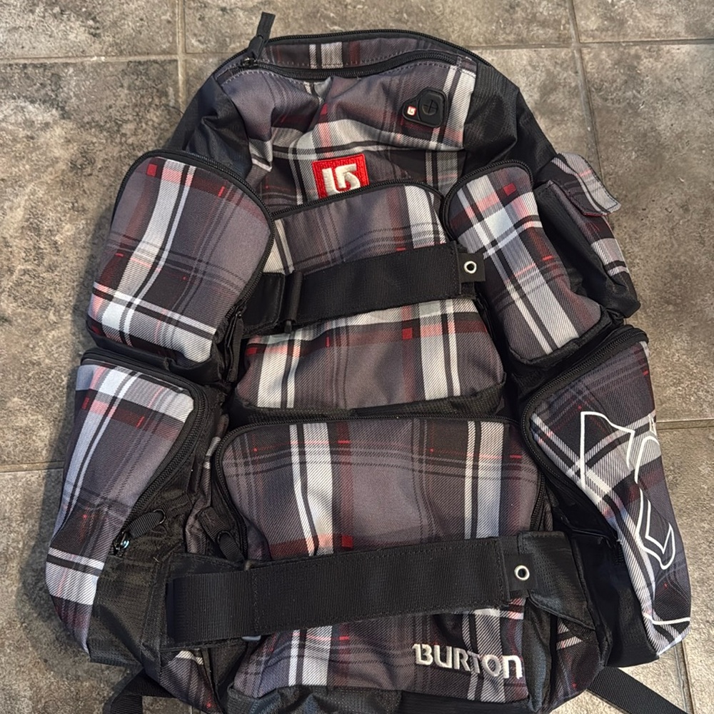 Burton travel backpack. 8 pockets.